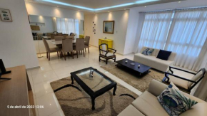 Apartamento pé na areia inteiro-4 quartos 3 cama casal ,4 camas solteiro-3 salas cozinha